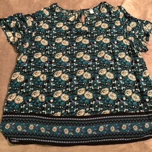 Old Navy Printed Flowy top